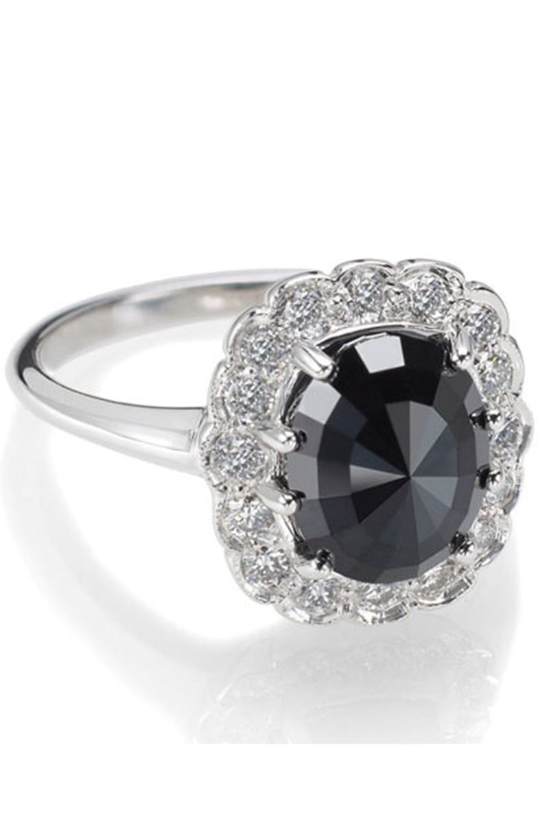 Jewellery, Photograph, Fashion accessory, Pre-engagement ring, Body jewelry, Natural material, Ring, Engagement ring, Metal, Diamond, 