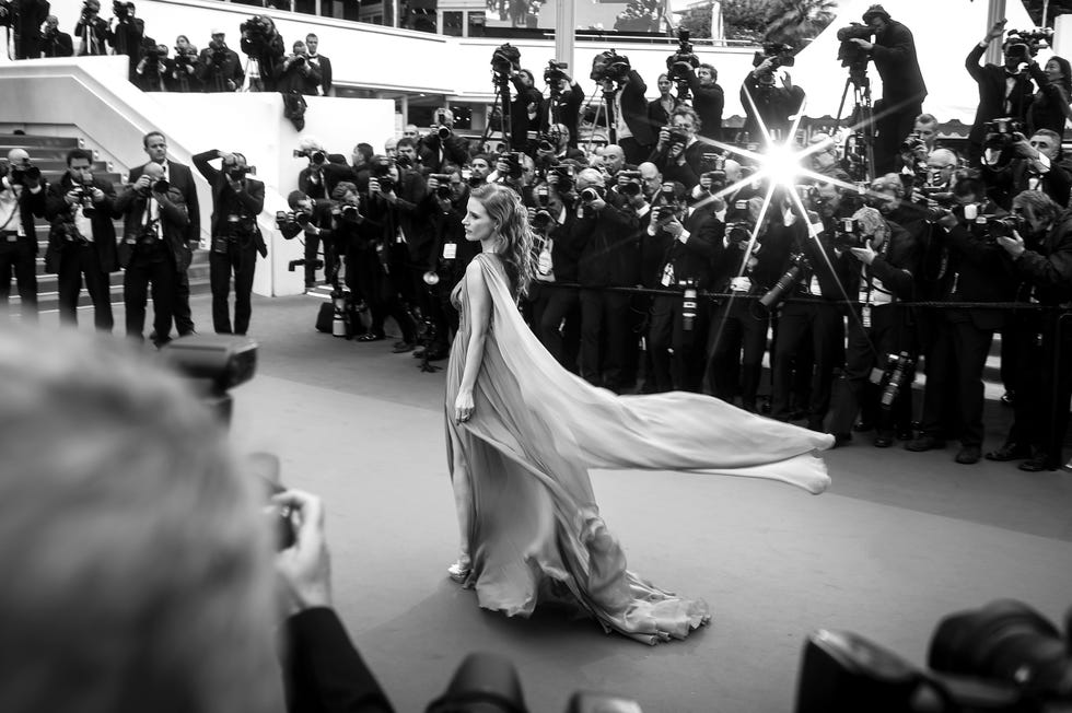 Event, Crowd, Style, Monochrome, Formal wear, Gown, Black-and-white, Ceremony, Monochrome photography, Audience, 