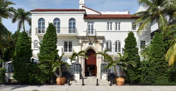Property, Home, Building, House, Mansion, Estate, Real estate, Residential area, Architecture, Facade, 