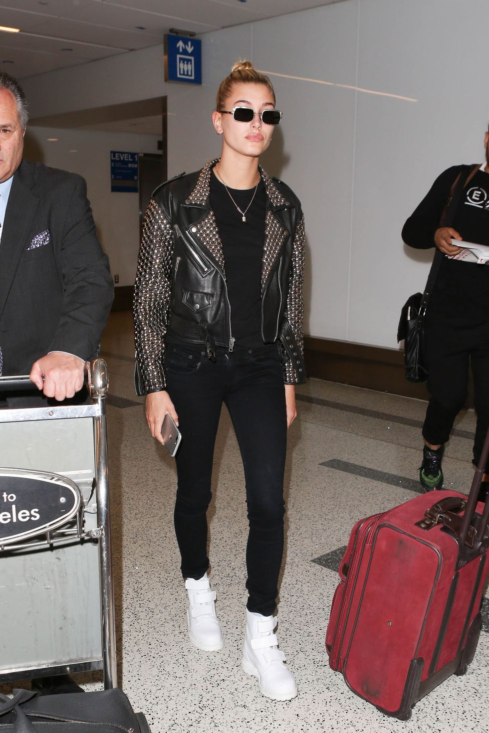 Airport Looks, B-Town Celebs Airport Looks