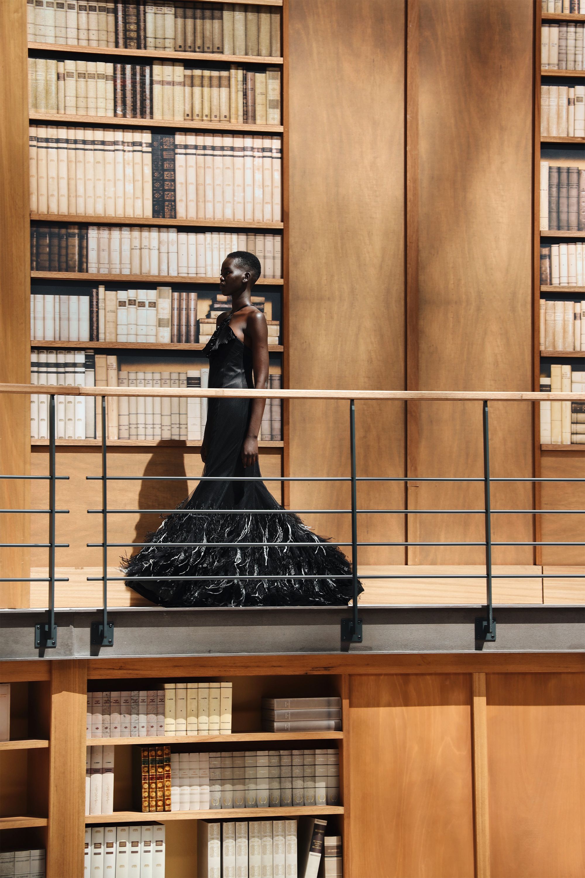 Chanel 2019 runway collection gloves Black Leather Metal ref.235839 - Joli  Closet