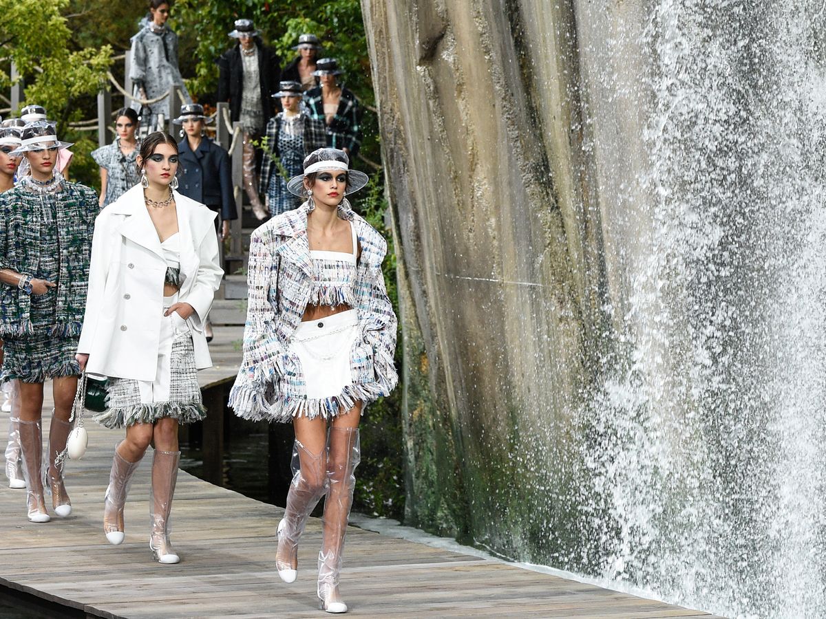 chanel and her world, 公認海外通販サイト