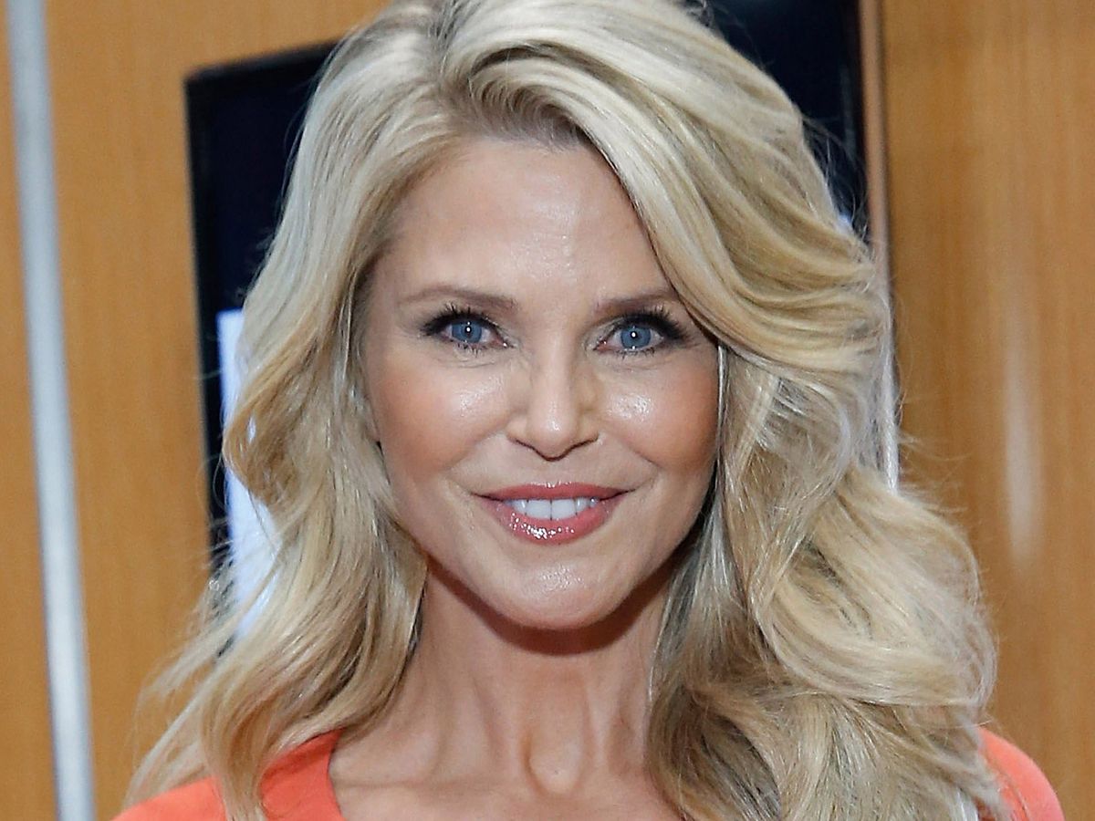 Christie Brinkley Admits to Anti-Aging Treatments