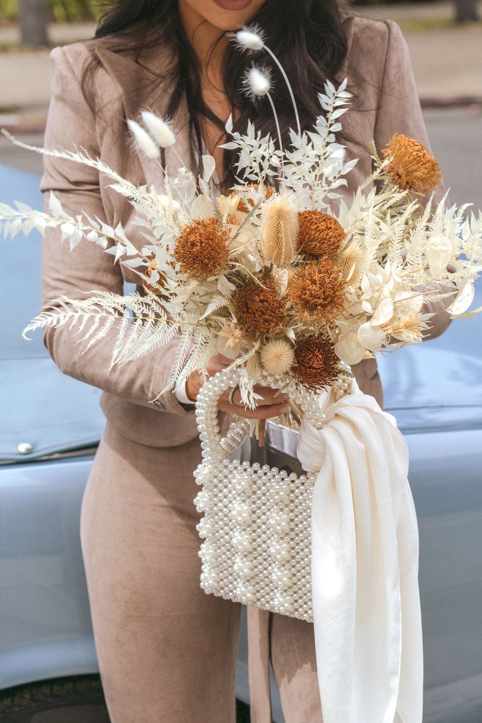 White, Clothing, Fashion, Fur, Street fashion, Leg, Feather, Dress, Textile, Flower, 