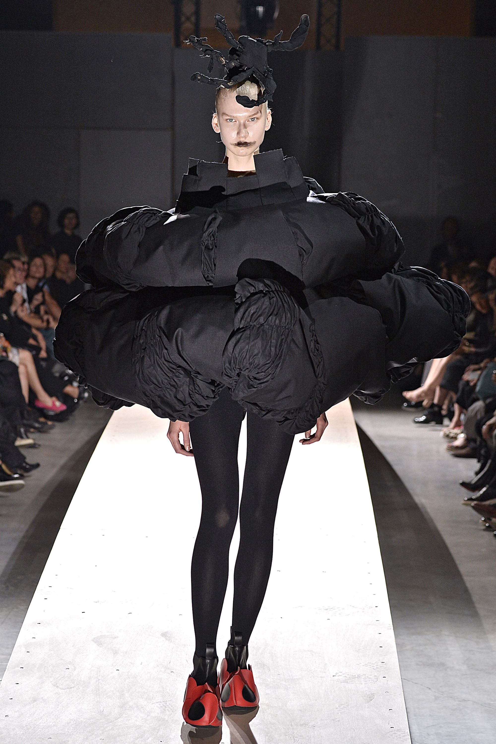 Rei kawakubo sales runway