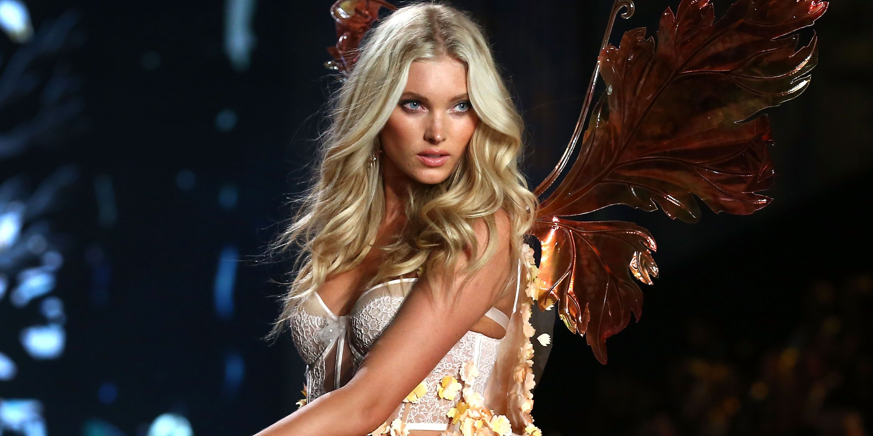 Elsa Hosk Clothes and Outfits, Page 18