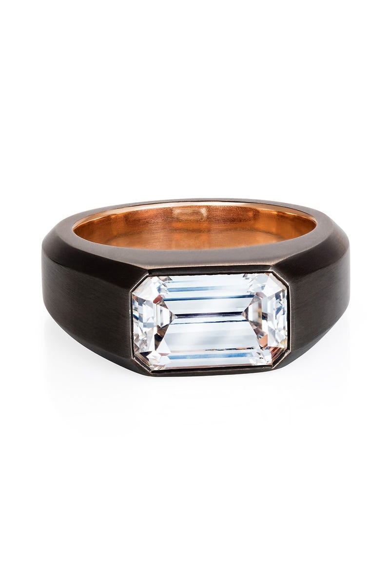 emerald cut engagement rings