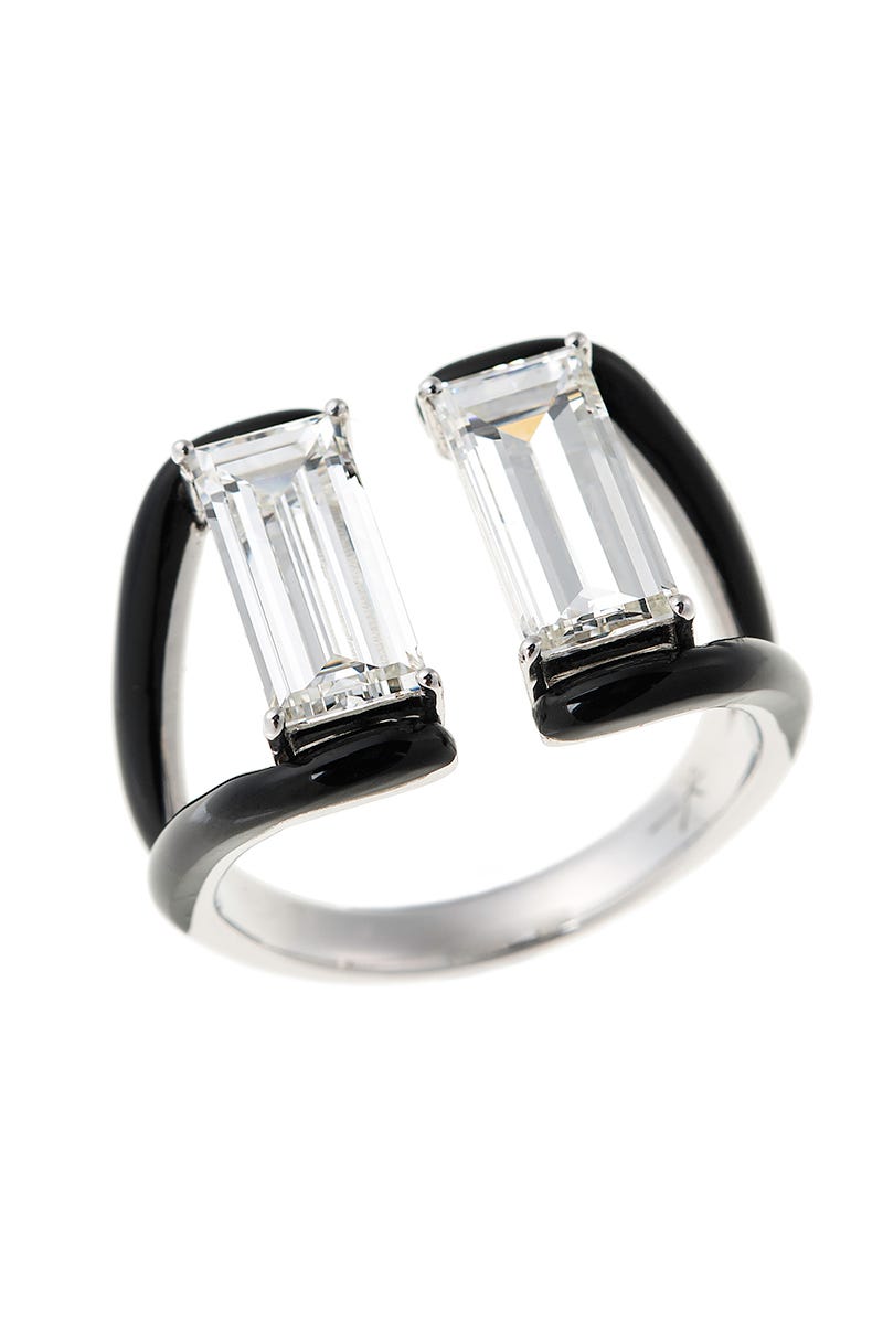 emerald cut engagement rings