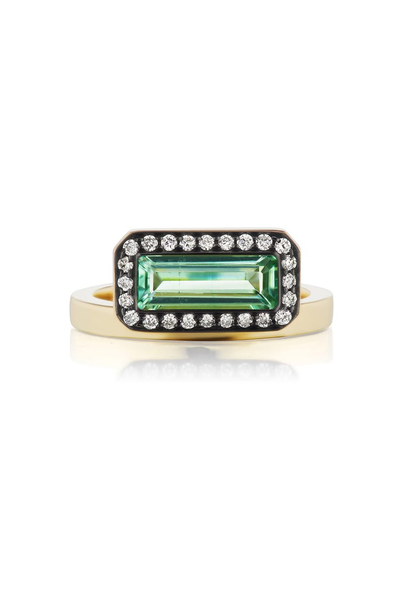 emerald cut engagement rings