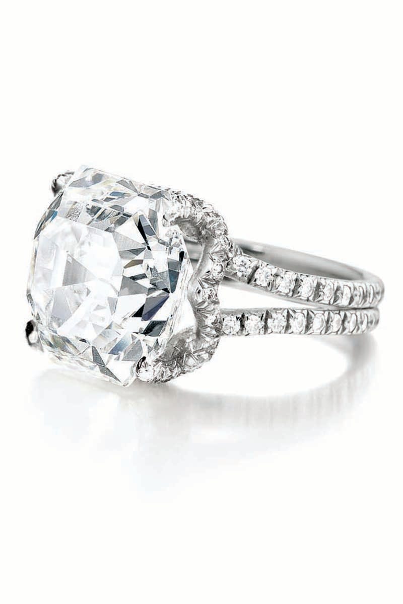Ring, Diamond, Engagement ring, Pre-engagement ring, Jewellery, Gemstone, Fashion accessory, Platinum, Body jewelry, Wedding ring, 