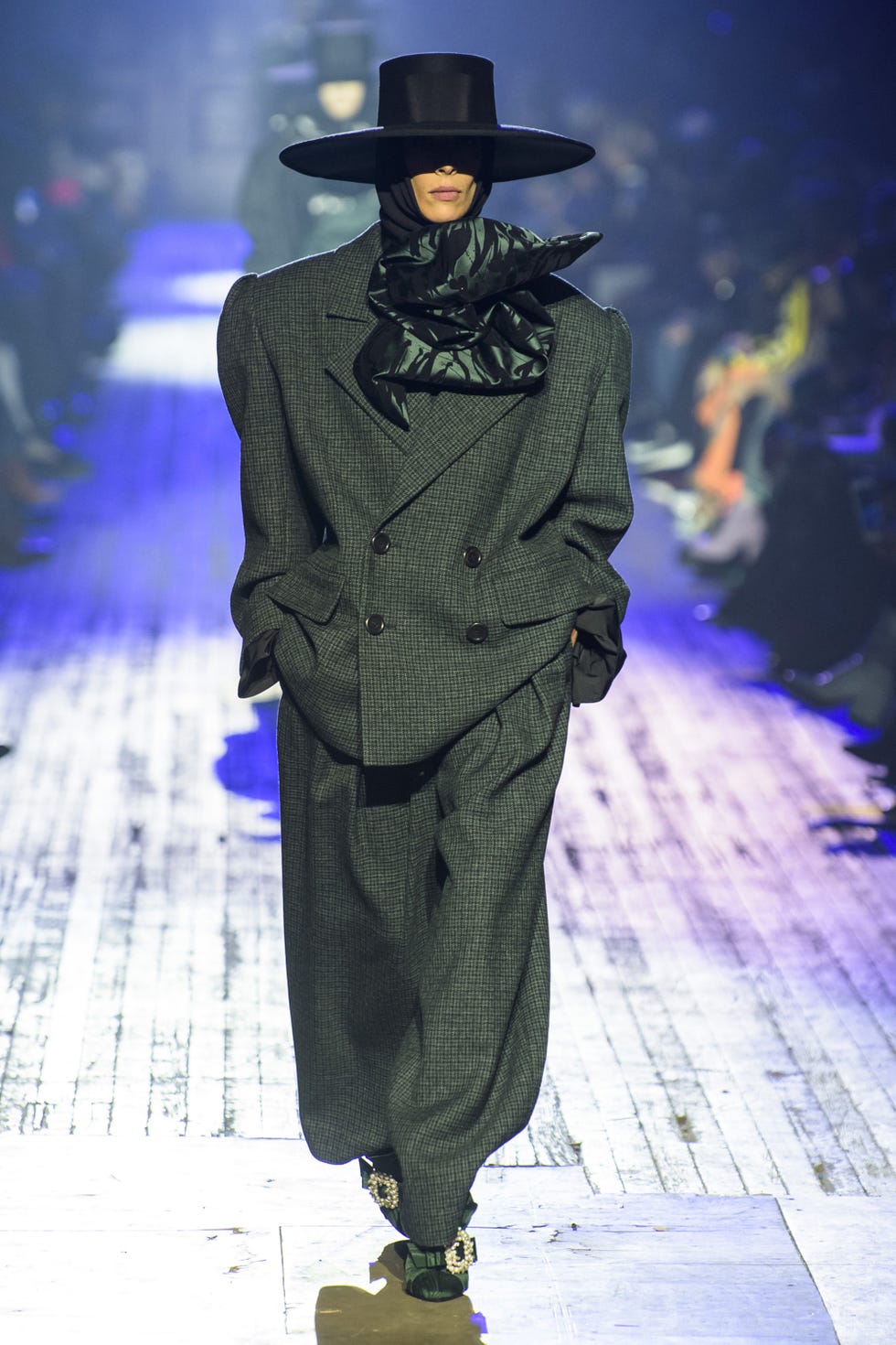 Runway, Fashion, Fashion show, Fashion design, Public event, Event, Fashion model, Outerwear, Fedora, Suit, 