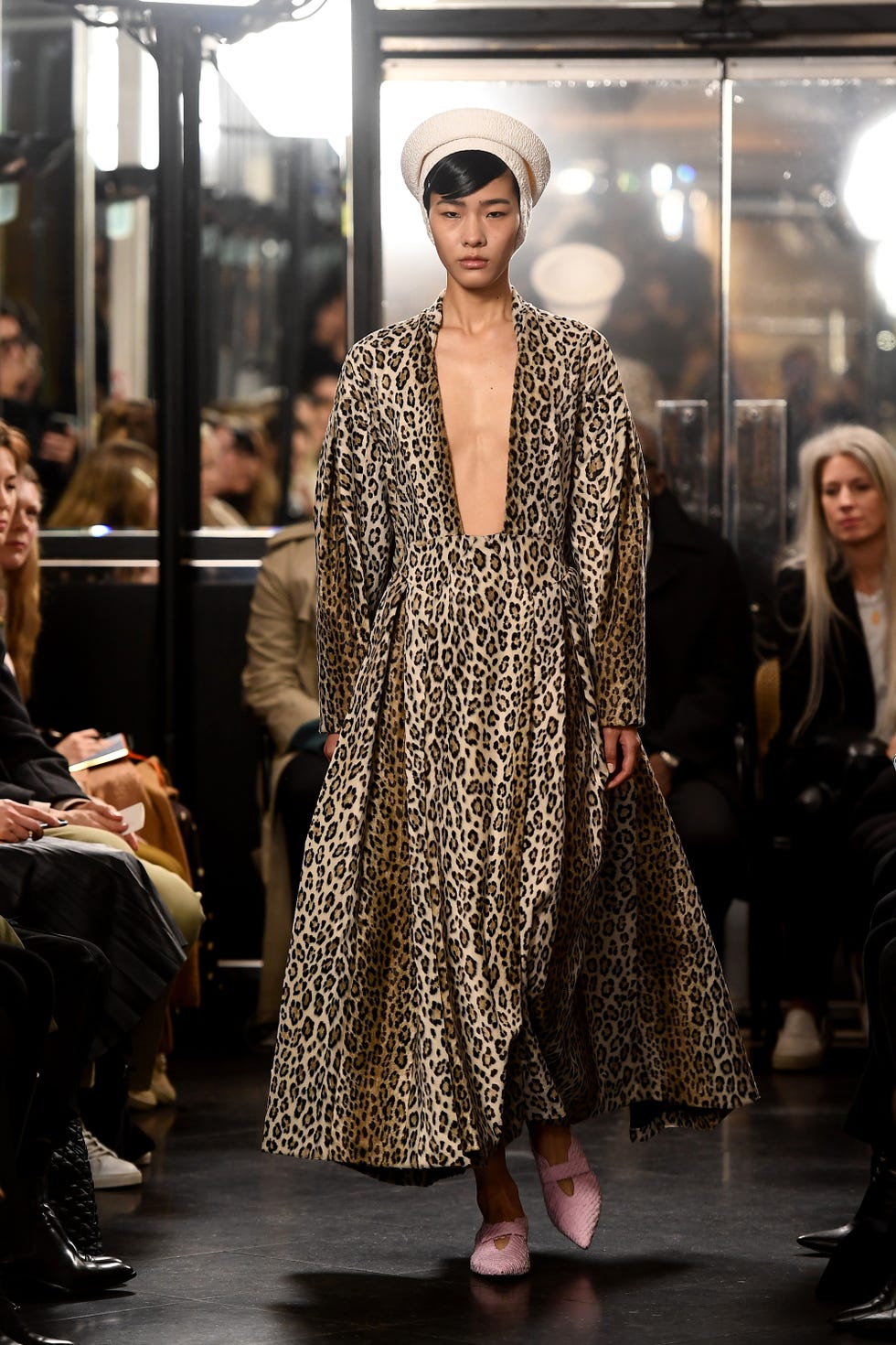 Fashion, Fashion model, Runway, Fashion show, Clothing, Haute couture, Fashion design, Dress, Event, Outerwear, 