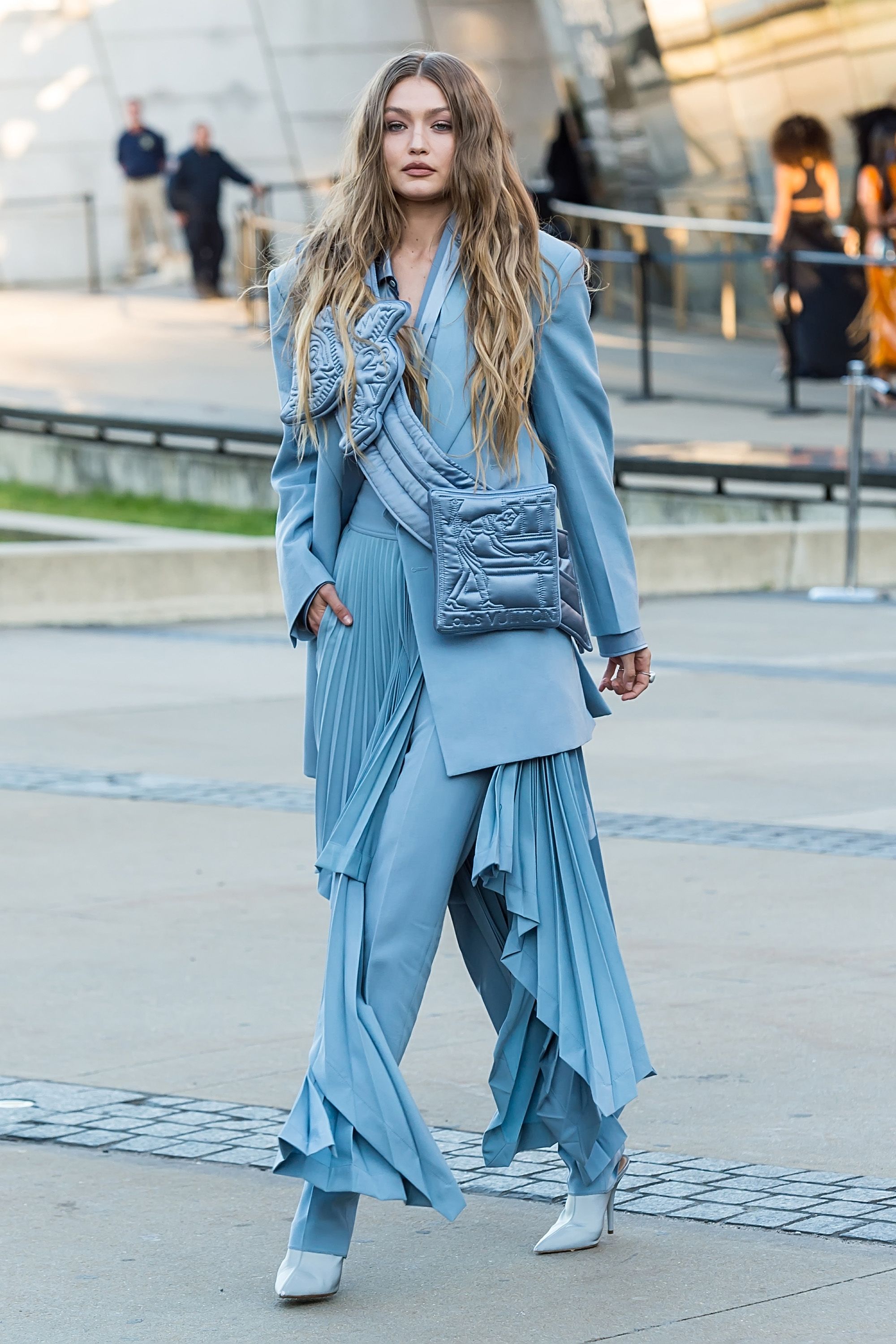 gigi hadid blue dress