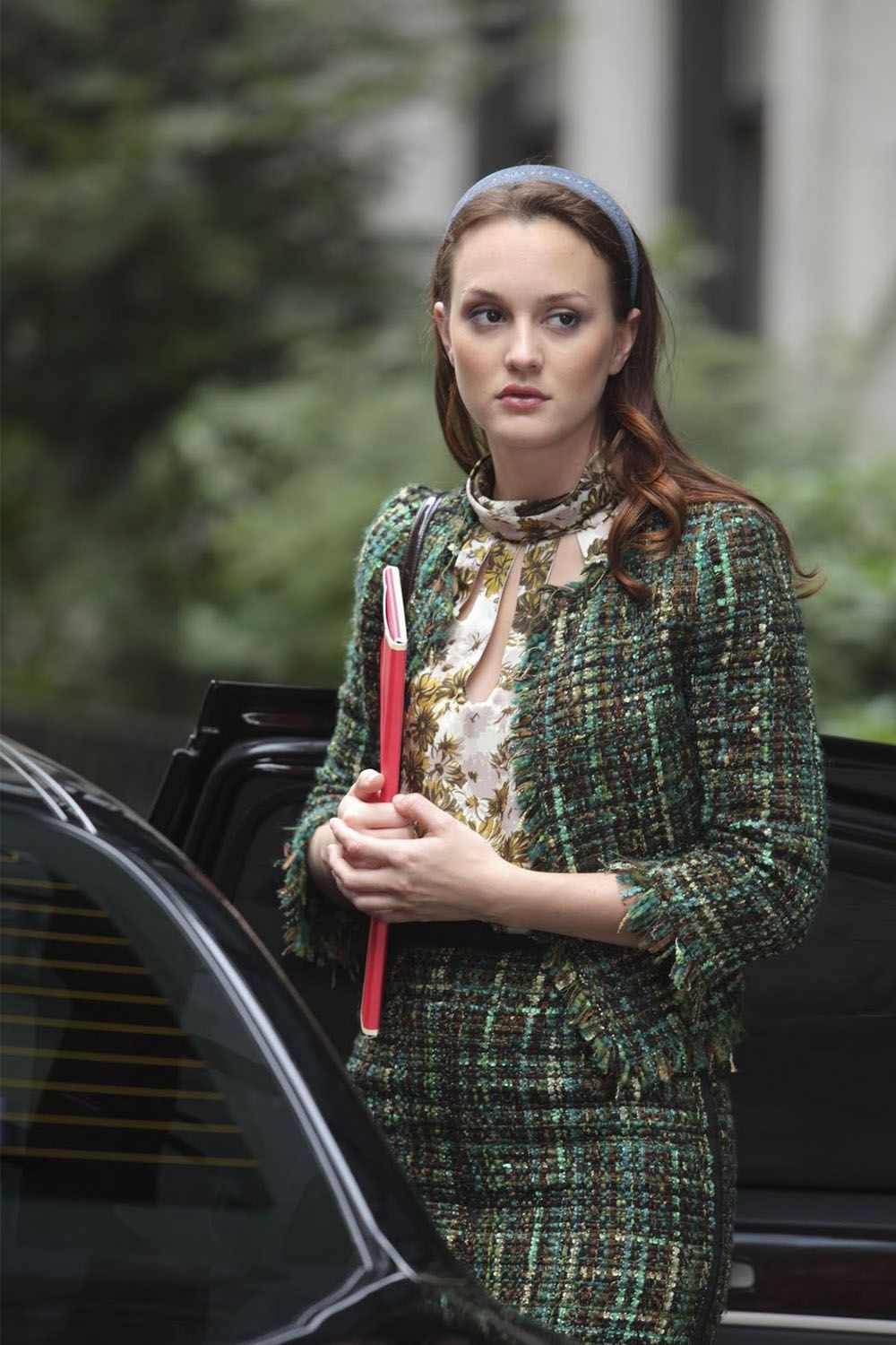 Gossip Girl: Season 3 Episode 17 Blair's metallic dress