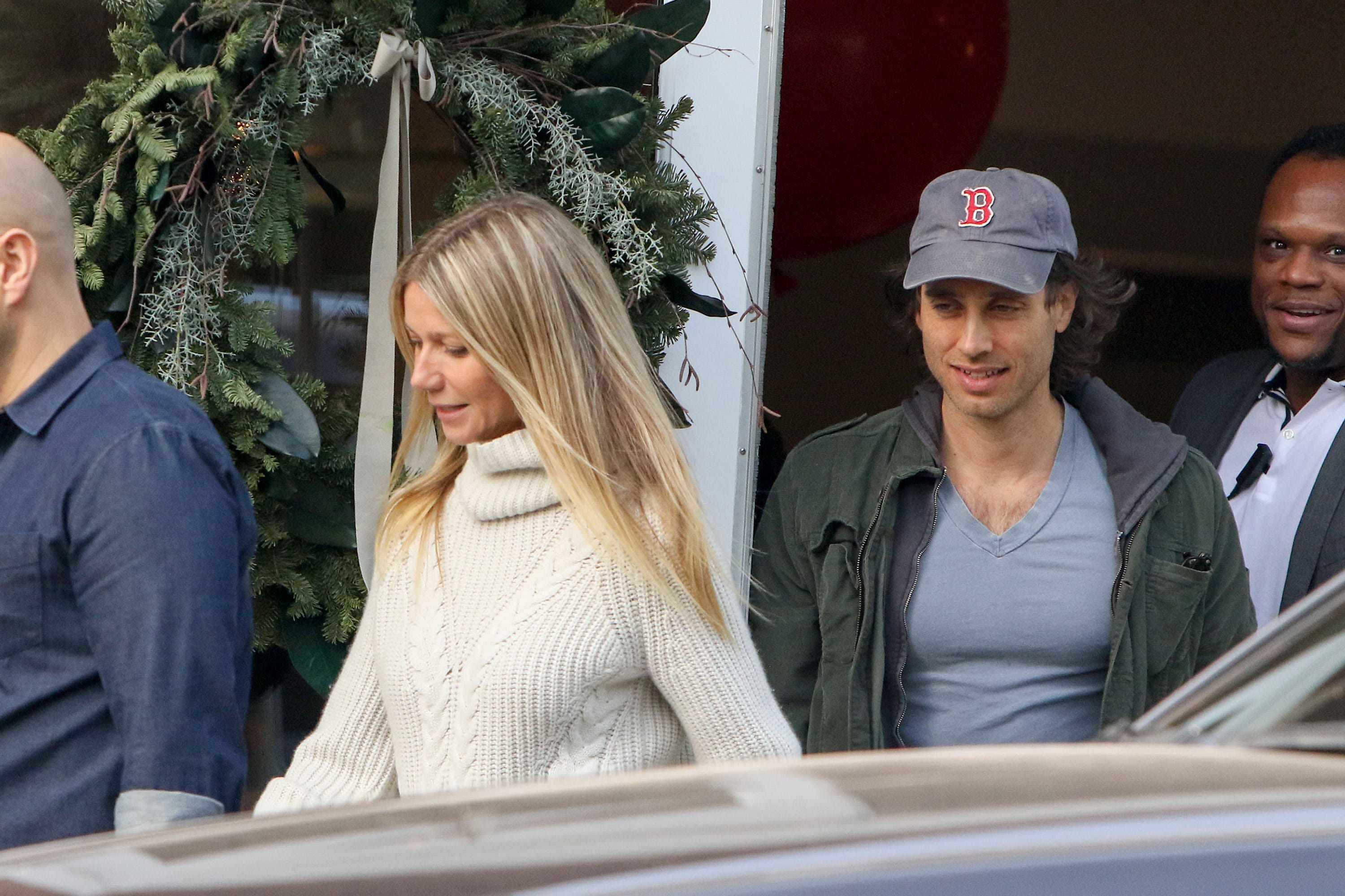 Gwyneth Paltrow And Brad Falchuk Confirm Engagement Gwyneth Paltrow