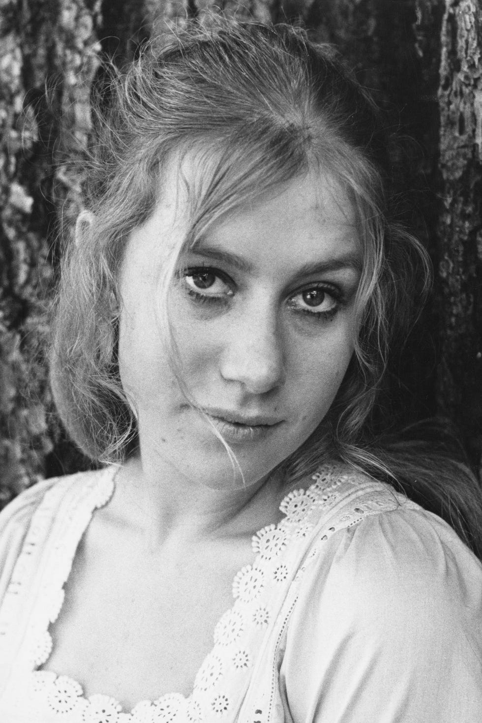 Hair, Face, Photograph, Beauty, Lip, Eyebrow, Hairstyle, Black-and-white, Portrait, Nose, 