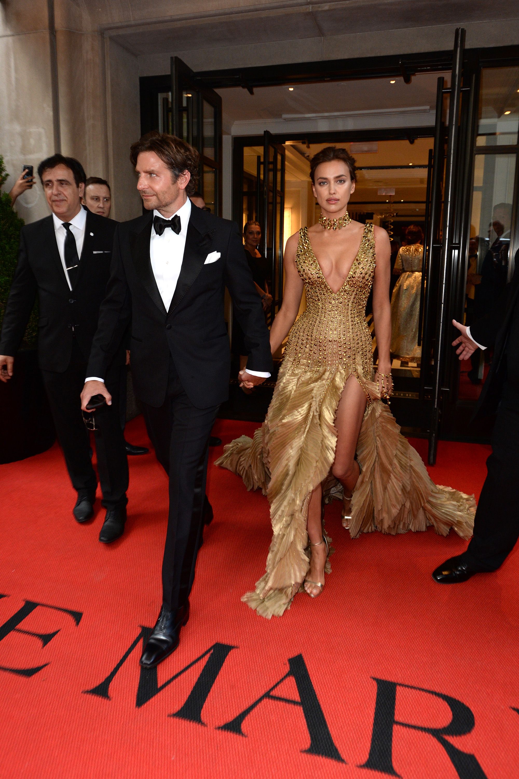 Bradley Cooper and Irina Shayk Walk Met Gala Red Carpet Together