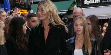 Hair, Blond, Hairstyle, Premiere, Event, Fashion, Long hair, Layered hair, Flooring, Brown hair, 