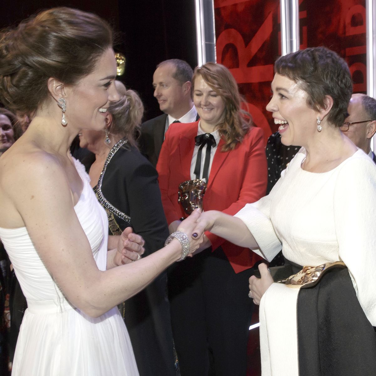 Prince William & Kate Middleton Meet Olivia Colman Who's Playing Queen ...
