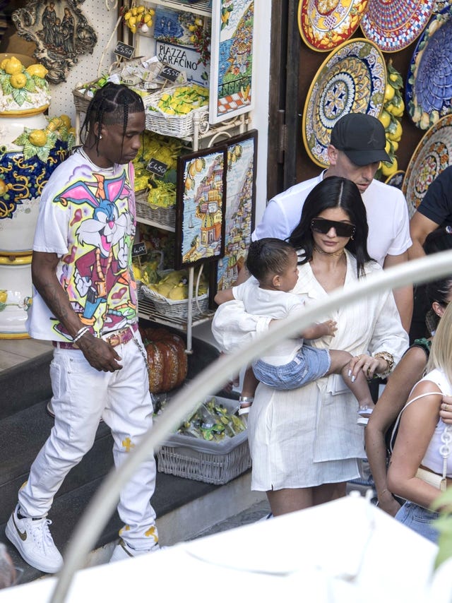 Kylie Jenner and Travis Scott Shop, And She's Wearing Nike!