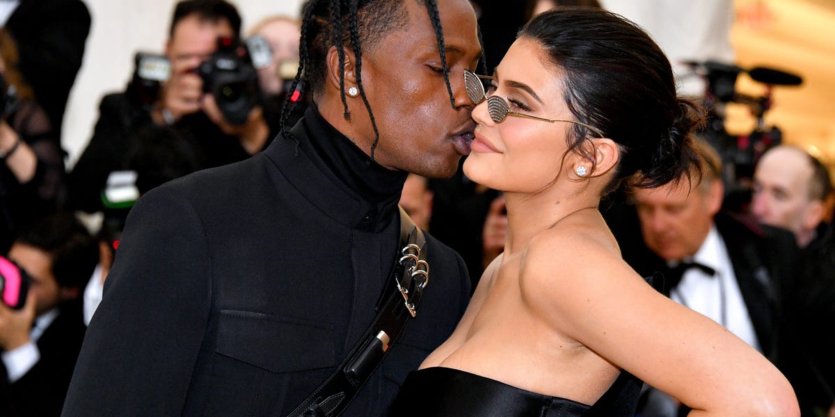 Kylie Jenner Wore a Push-Up Bra for Her First Red Carpet Appearance With  Travis Scott - Kylie Met Gala 2018