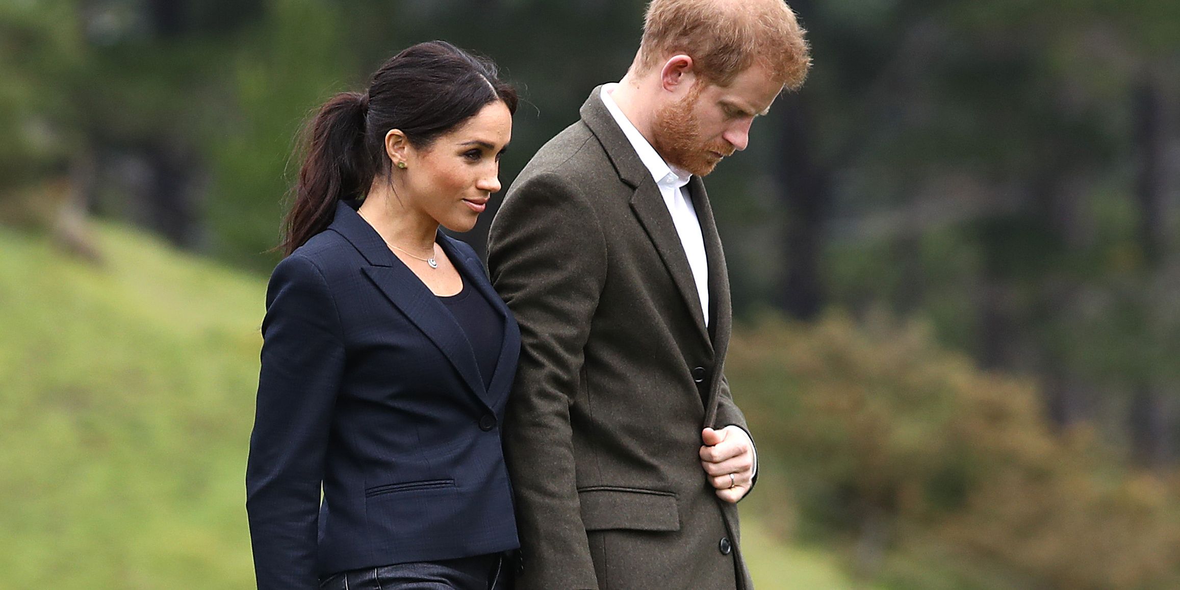 Meghan In Brandon Maxwell Dress And Burberry Trench Coat For Visit