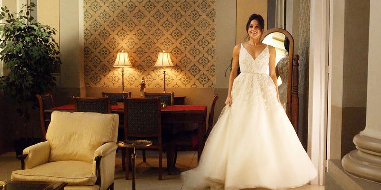 See Meghan Markle's Suits Wedding Dress in New Photos of Season 7