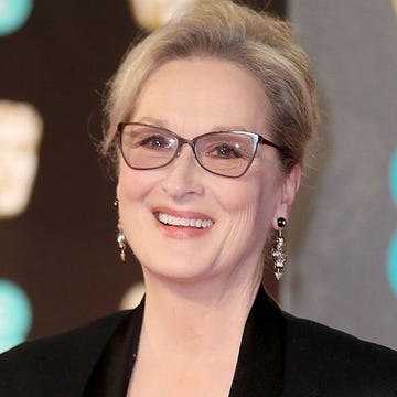 Hair, Eyewear, Glasses, Hairstyle, Chin, Forehead, Blond, Smile, Vision care, Television presenter, Hair, Eyewear, Glasses, Hairstyle, Chin, Forehead, Blond, Smile, Vision care, Television presenter,