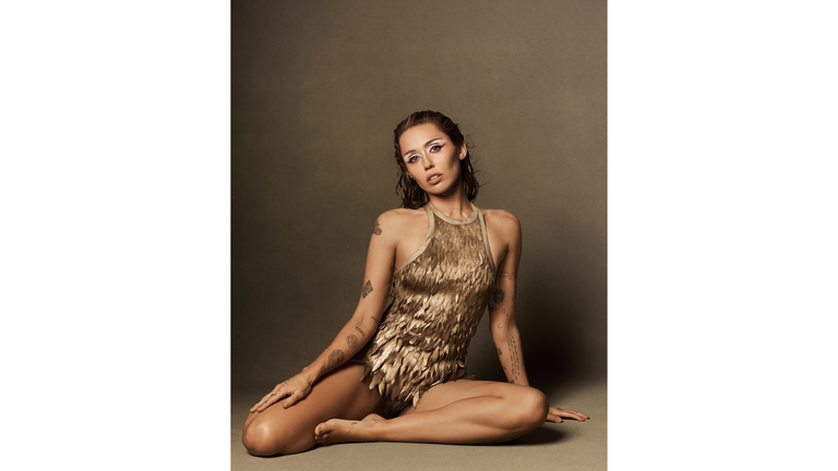 miley cyrus harpers bazaar 2024
