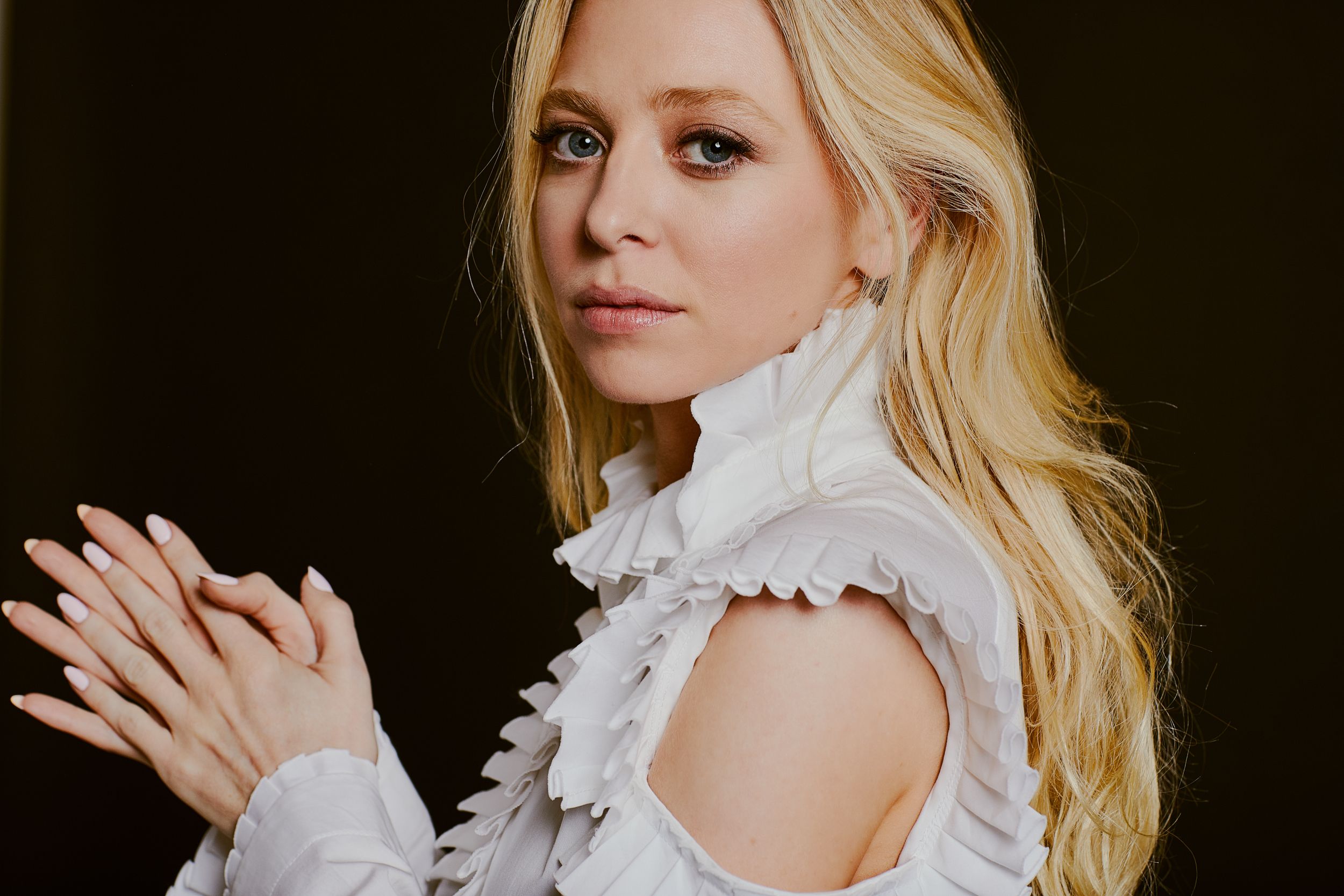 Portia Doubleday Talks About Mr Robot Season 3 Episode 9 - Portia Doubleday  Interview​