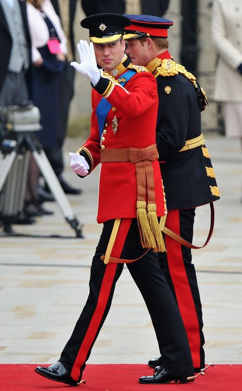 Uniform, Military uniform, Costume, Gesture, Marching, Military officer, 