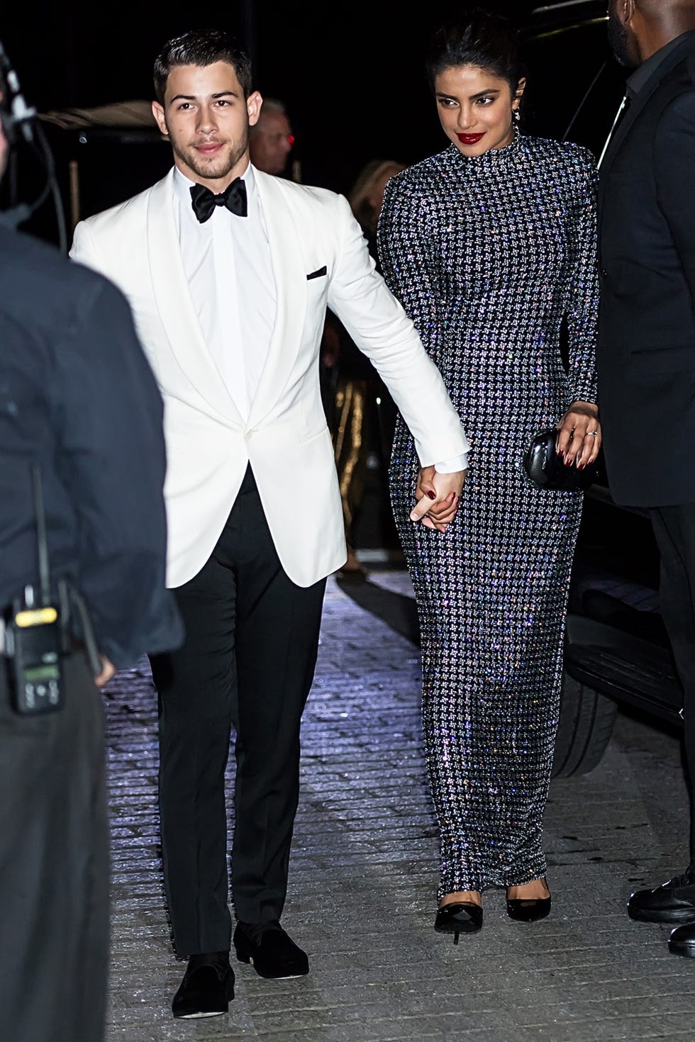 Suit, Clothing, Formal wear, Event, Fashion, Tuxedo, Dress shirt, Dress, Outerwear, Haute couture, 