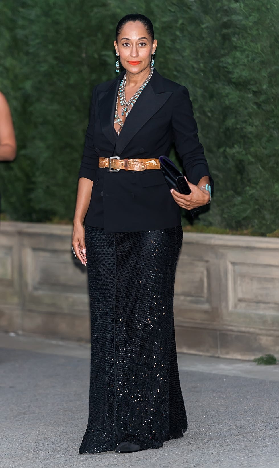 Clothing, Dress, Fashion, Fashion model, Haute couture, Formal wear, Waist, Neck, Gown, Sleeve, 