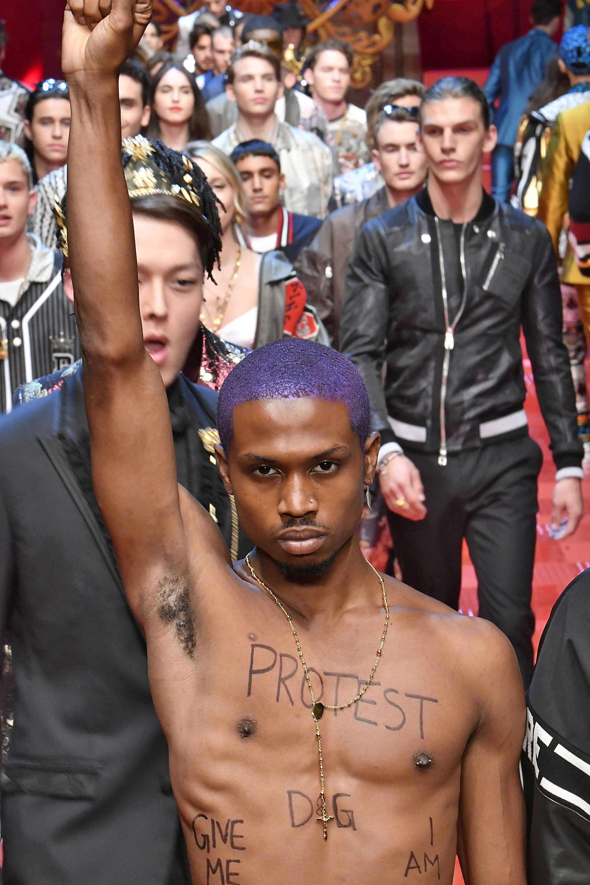 Raury Protests Dolce & Gabbana on the Runway   Model Protests