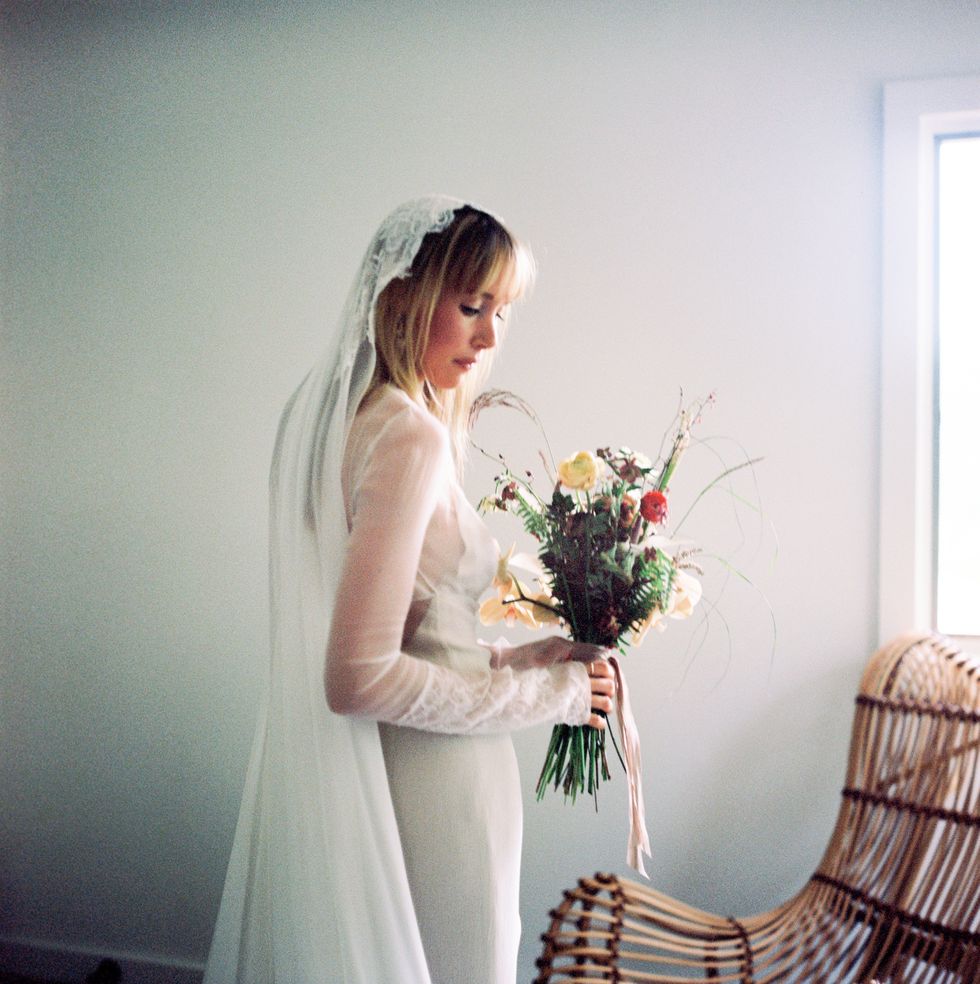 Photograph, White, Bride, Dress, Wedding dress, Clothing, Gown, Bouquet, Bridal clothing, Shoulder, 