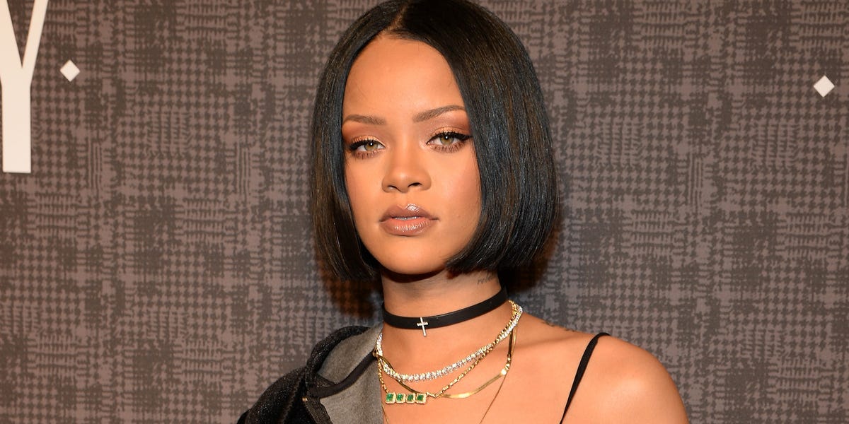 Long Hair Is Officially Dead Because Rihanna Has a Bob Now