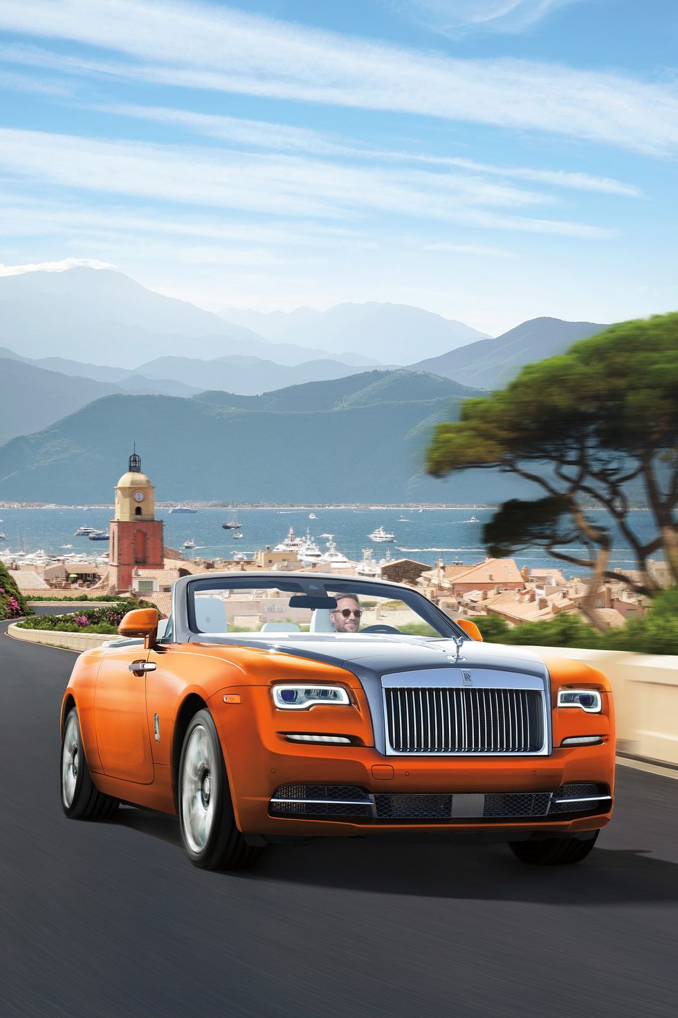 Land vehicle, Luxury vehicle, Car, Vehicle, Rolls-royce phantom, Automotive design, Rolls-royce, Rolls-royce wraith, Sky, Supercar, 