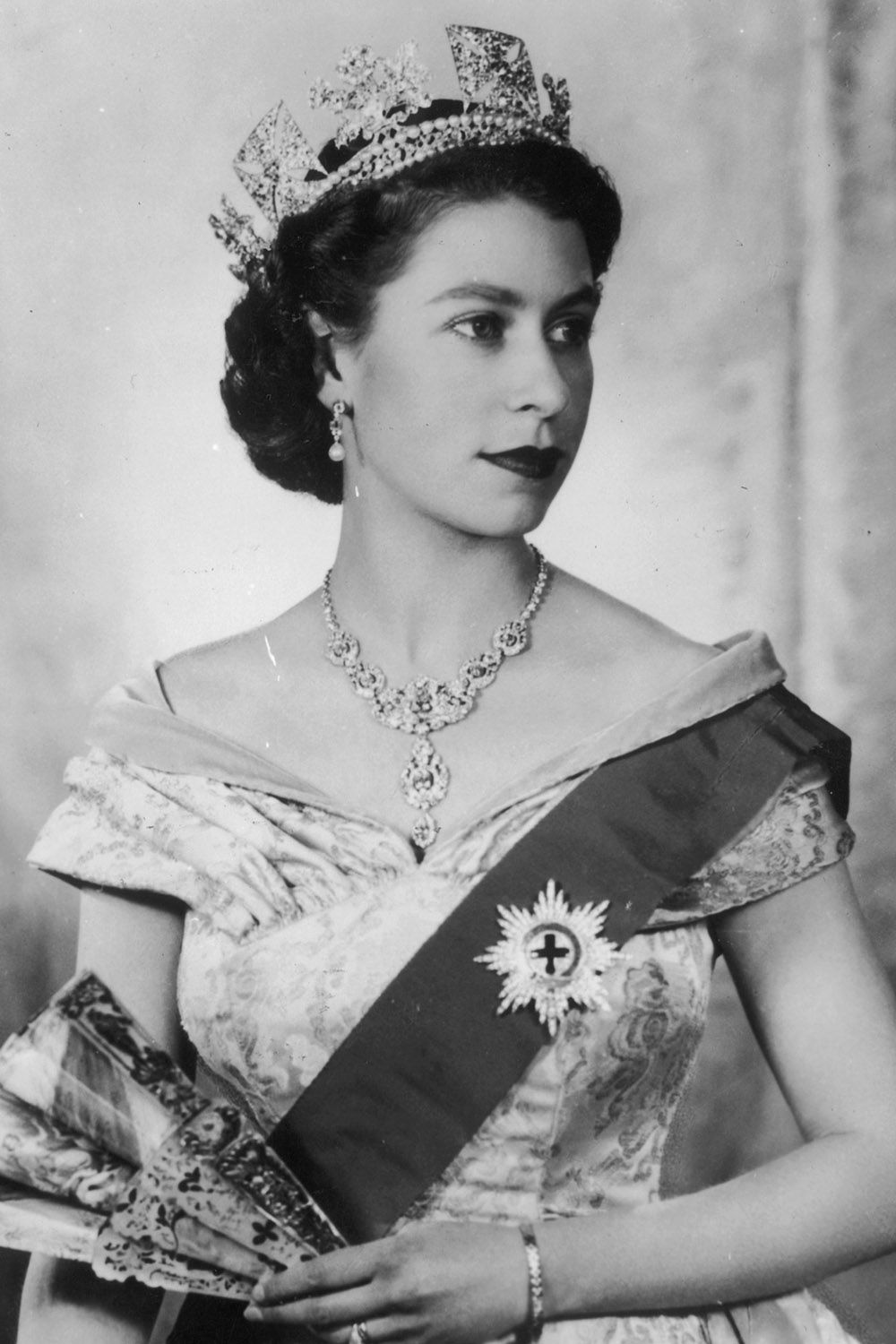 The story behind Queen Elizabeth IIs 70 year hairstyle