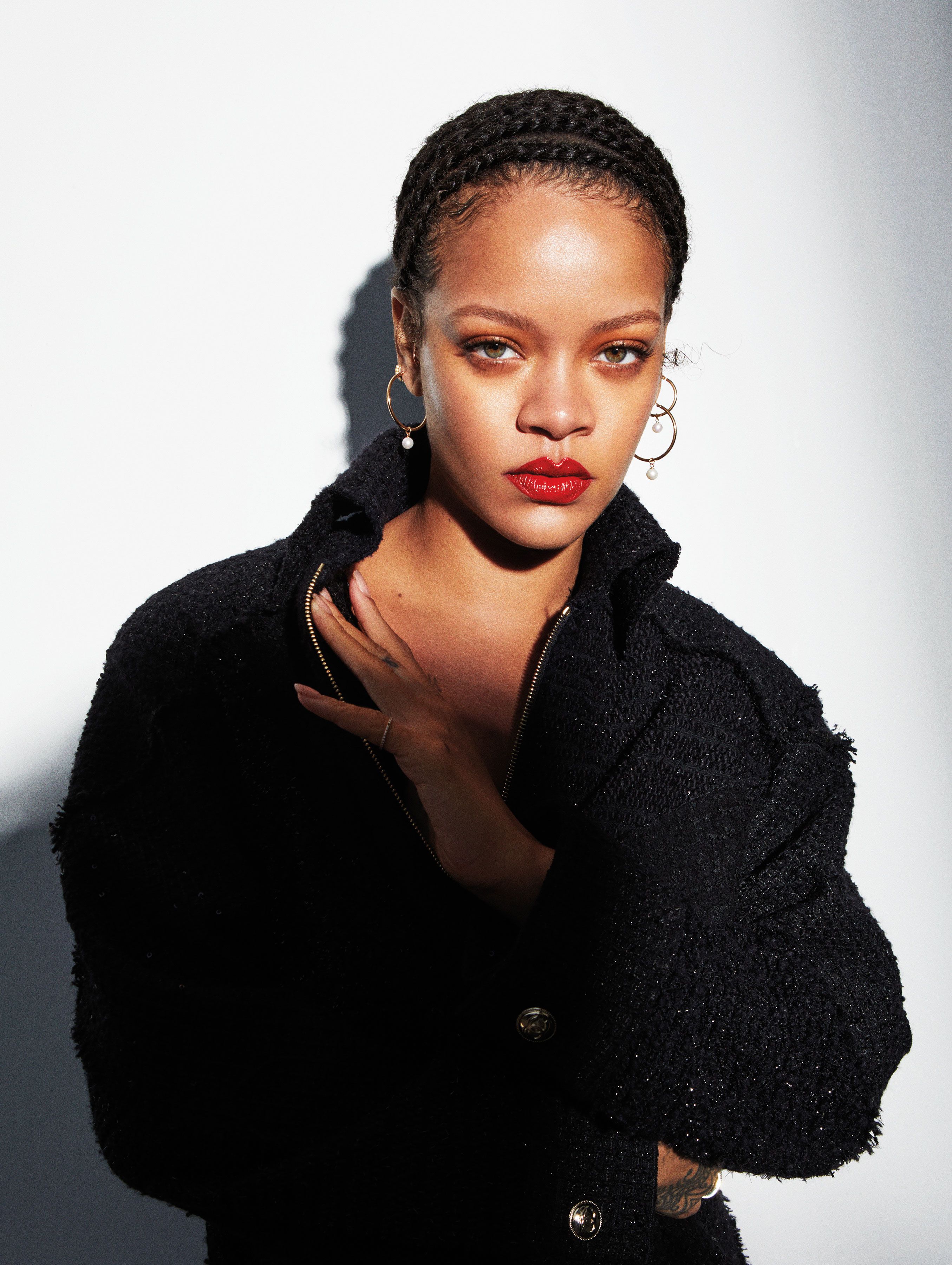 Rihanna Shares Nighttime Skin Routine – Billboard