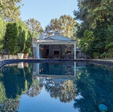 Water, Property, Swimming pool, Reflecting pool, Estate, Natural landscape, Real estate, Leisure, Waterway, House, 