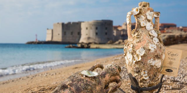 Sea, Rock, Shore, Coast, Castle, Promontory, Tourism, Cliff, Sand, Beach, 