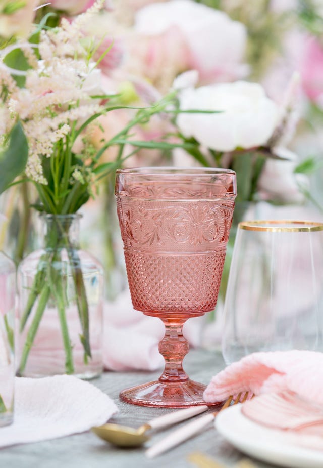 Pink, Glass, Flower, Champagne stemware, Peach, Drinkware, Stemware, Plant, Tableware, Wine glass, 