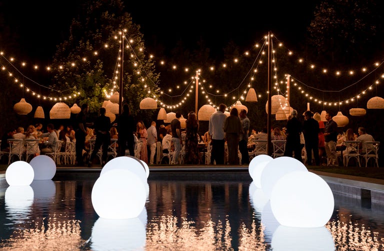 Lighting, Light, Night, Reflection, Event, Tradition, Ceremony, Architecture, Crowd, Lantern, 