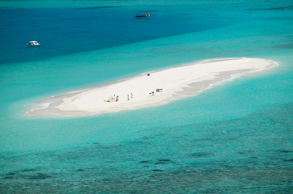 Sea, Ocean, Water, Coastal and oceanic landforms, Azure, Sky, Beach, Tropics, Coast, Island, 