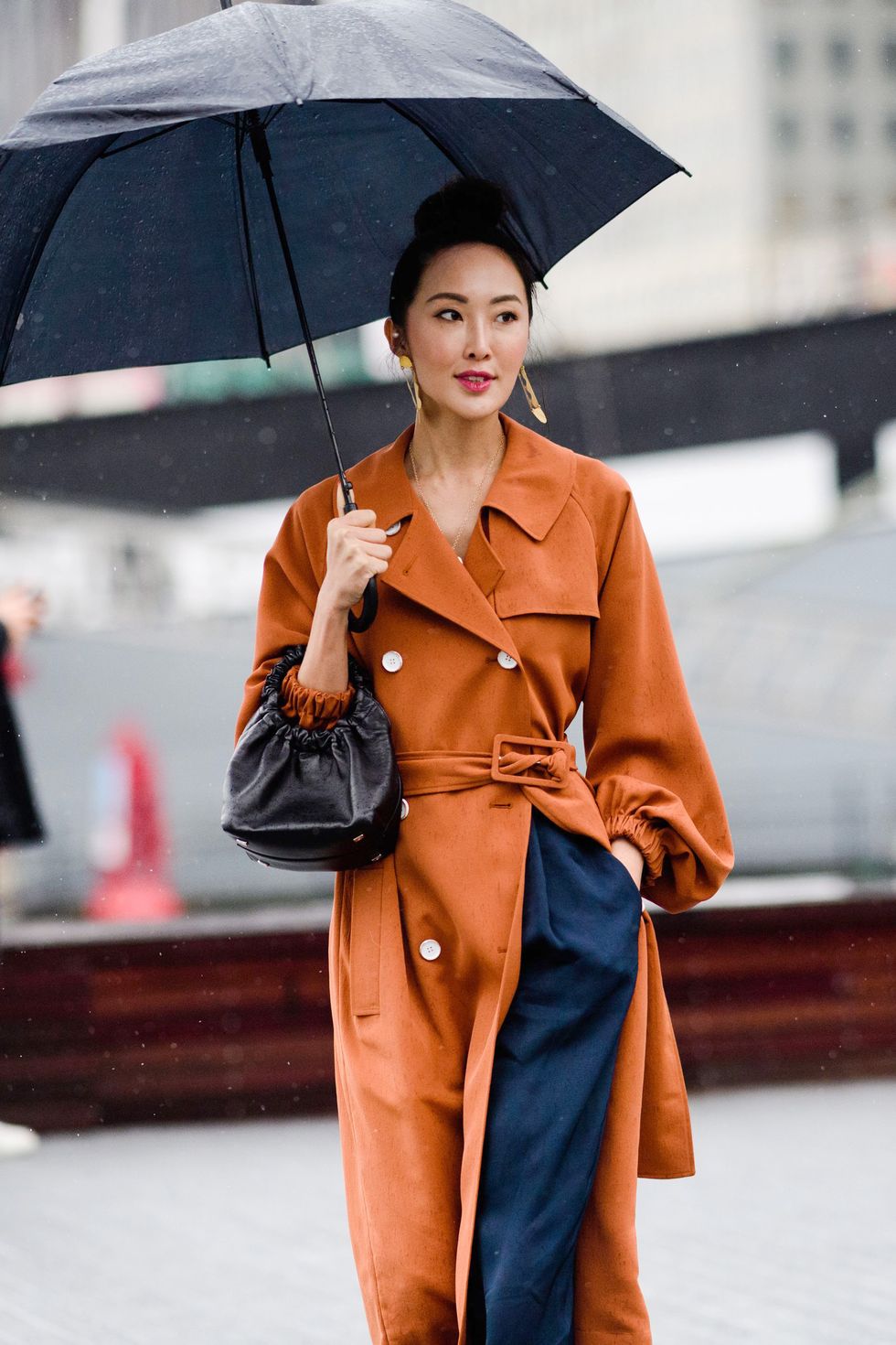 12 Cute Rainy Day Outfit Ideas 2018 - What To Wear In The Rain