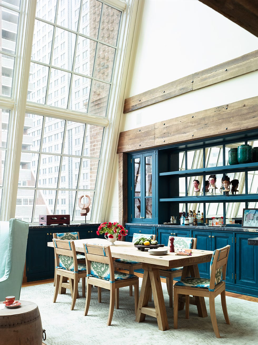 Room, Building, Furniture, Table, Property, Interior design, Restaurant, Home, Ceiling, House, 