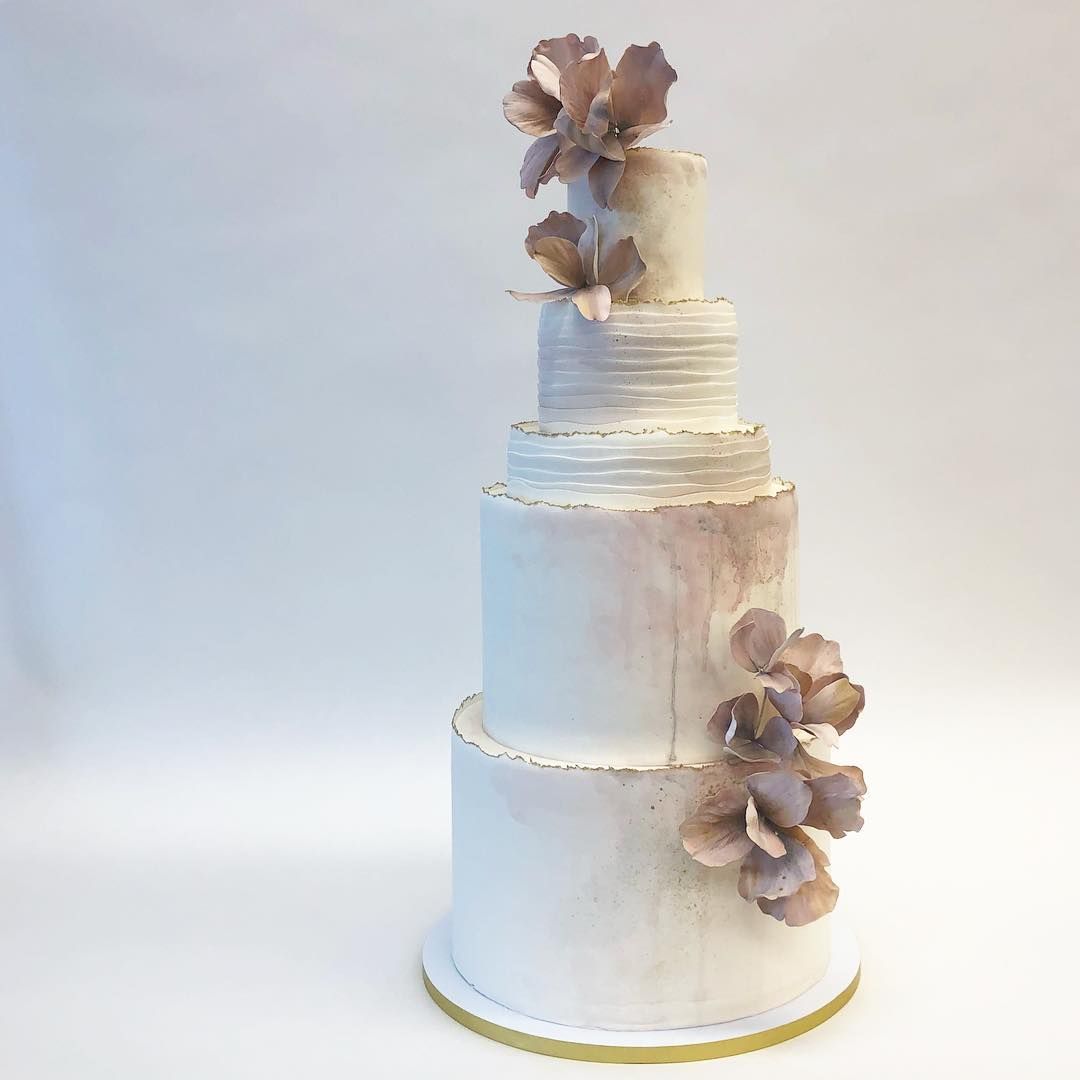 Marble Wedding Cakes for your Modern Wedding in London