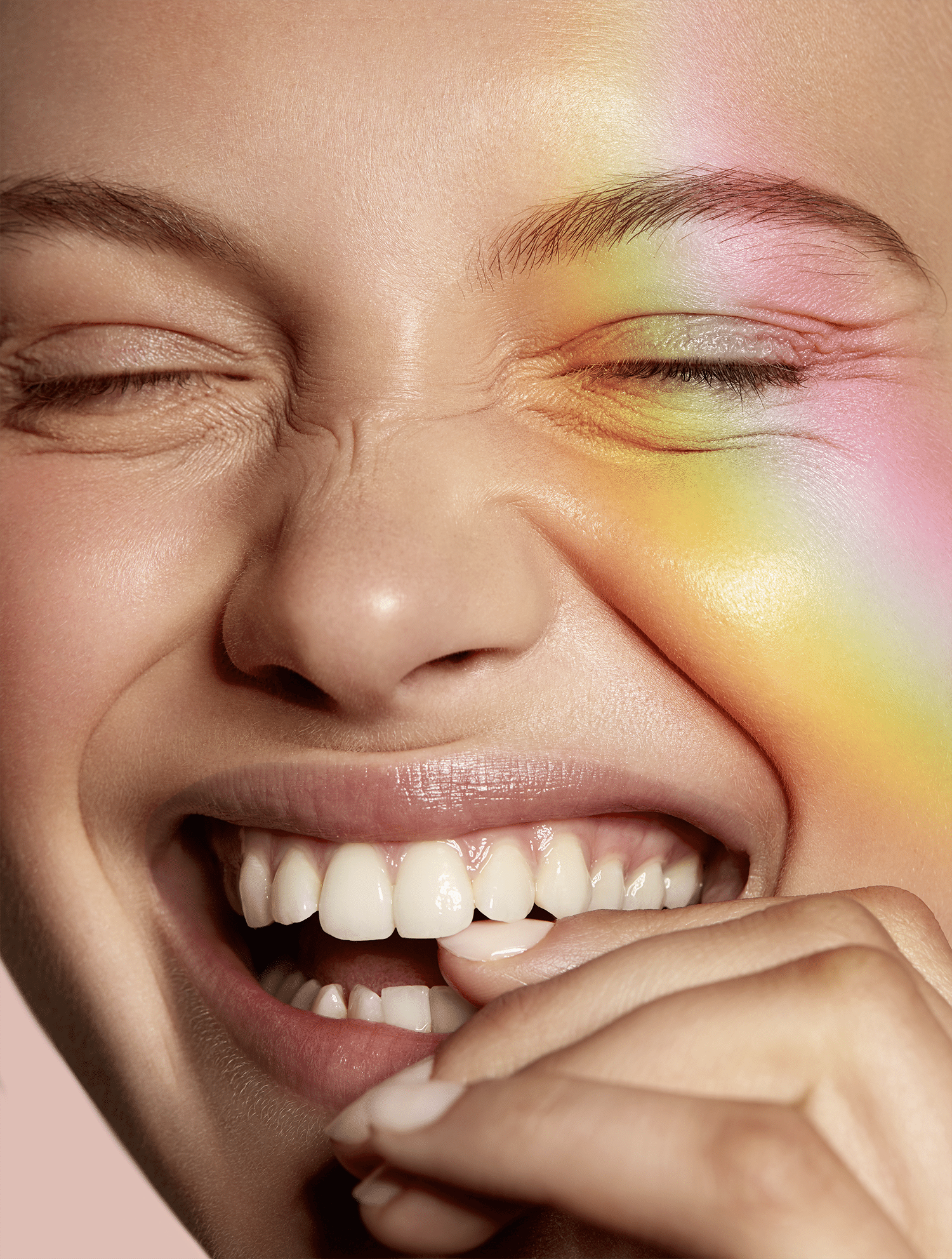 Is 2Lipstube Safe? Experts Weigh In