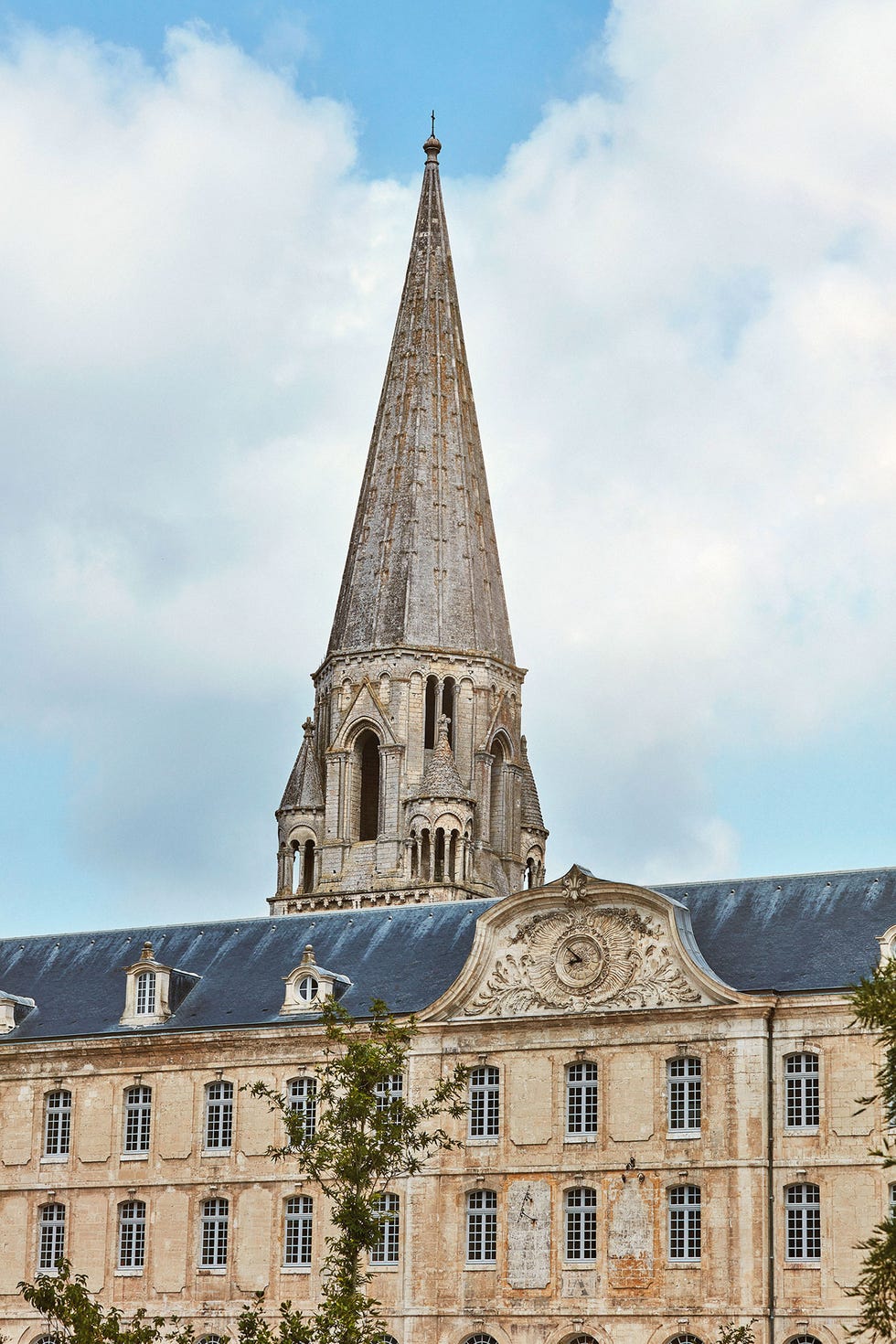 louis vuitton’s atelier abbaye vendôme