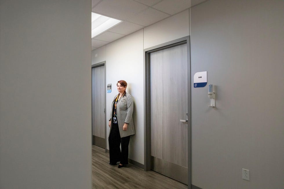 dr colleen mcnicholas at planned parenthood in fairview heights il